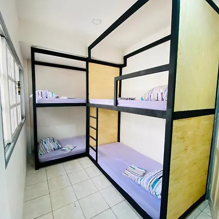 O Hostel-2
